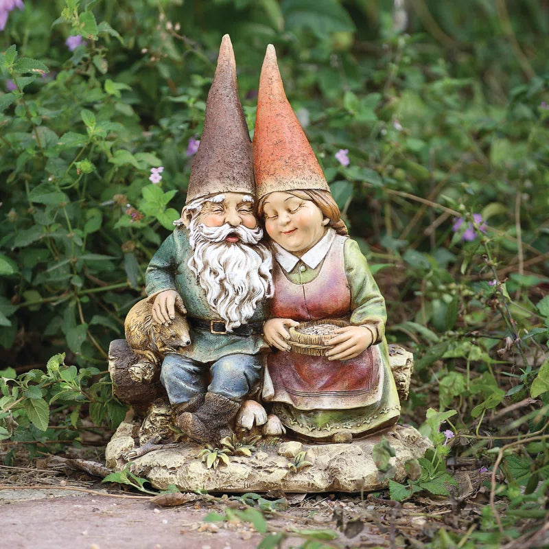 Gnome Couple sitting on log